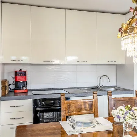 Rachele By Interhome Nyaraló *